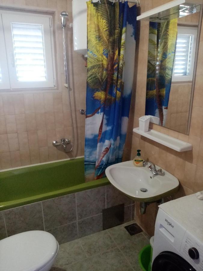 Apartments With A Parking Space Mavarstica, Ciovo - 12435 تروغير المظهر الخارجي الصورة